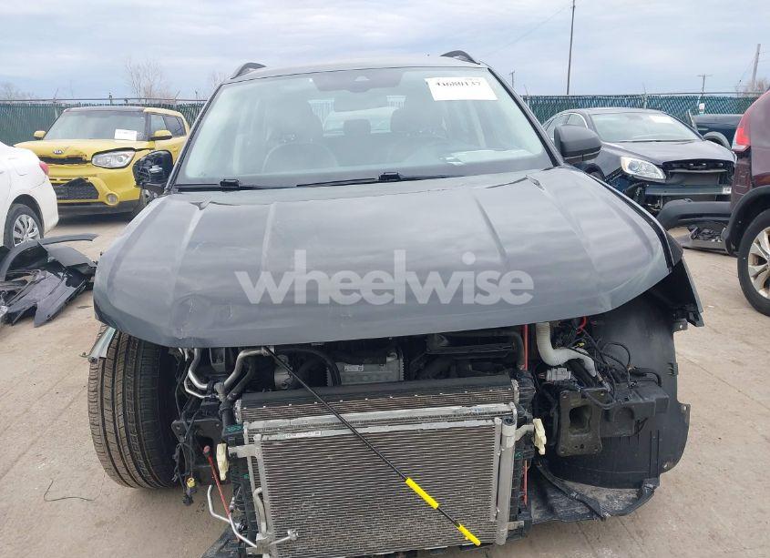 Photo 13 of 2022 Volkswagen Taos 1.5T S (VIN 3VVMX7B2XNM038376)