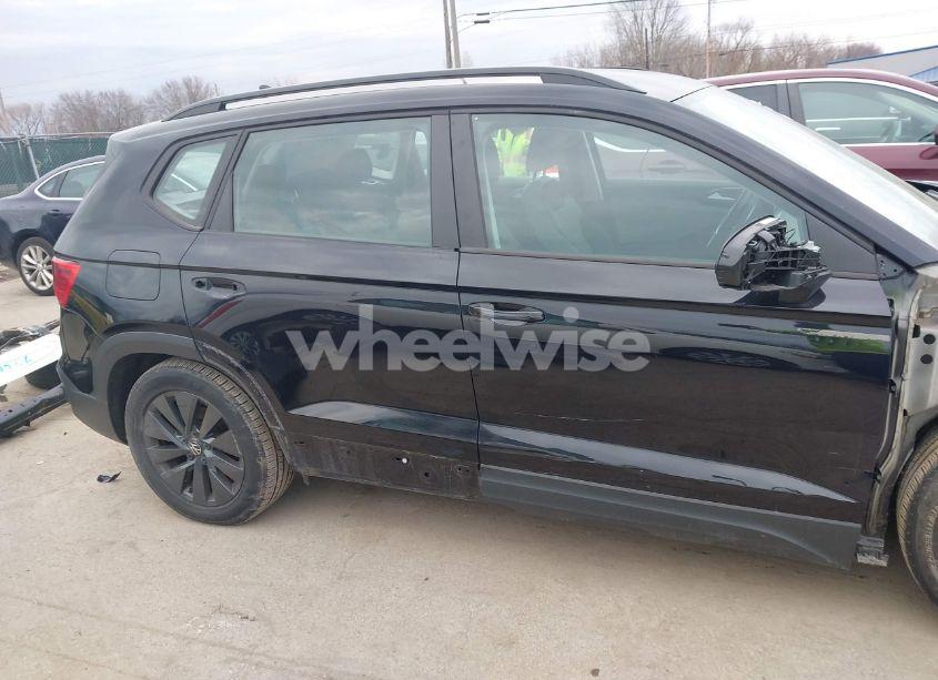 Photo 14 of 2022 Volkswagen Taos 1.5T S (VIN 3VVMX7B2XNM038376)