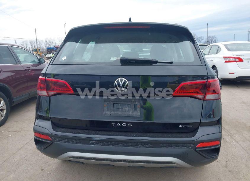Photo 17 of 2022 Volkswagen Taos 1.5T S (VIN 3VVMX7B2XNM038376)