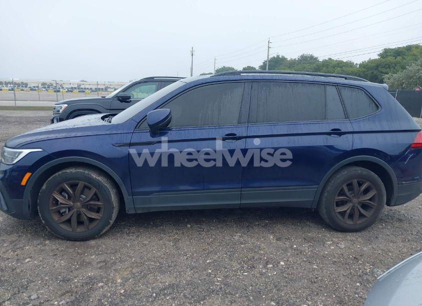 Photo 14 of 2023 Volkswagen Tiguan 2.0T SE (VIN 3VVNB7AX3PM100137)