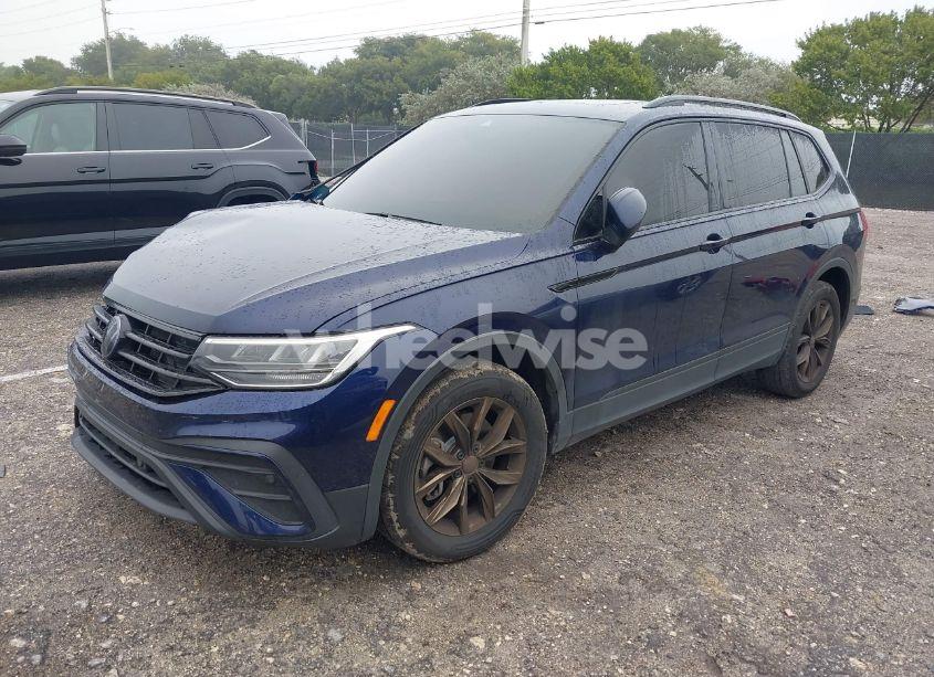 Photo 2 of 2023 Volkswagen Tiguan 2.0T SE (VIN 3VVNB7AX3PM100137)