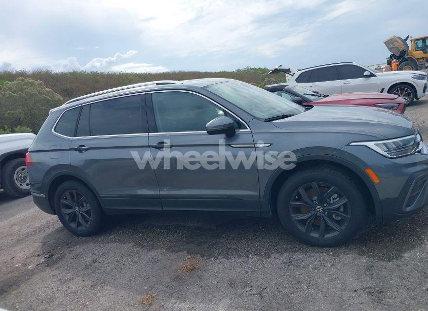 Photo 13 of 2024 Volkswagen Tiguan 2.0T SE/WOLFSBURG EDITION (VIN 3VVNB7AX3RM147123)