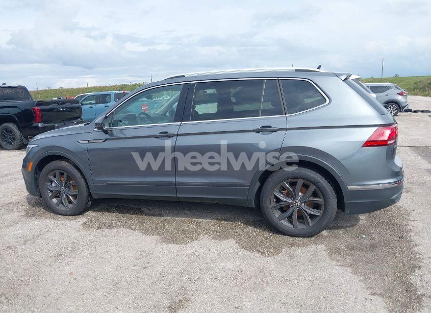 Photo 14 of 2024 Volkswagen Tiguan 2.0T SE/WOLFSBURG EDITION (VIN 3VVNB7AX3RM147123)