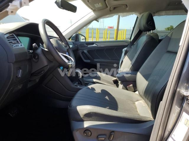 2024 VOLKSWAGEN TIGUAN SE (VIN 3VVNB7AX3RM148188) main photo