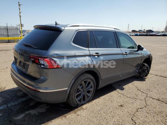 Photo 4 of 2024 VOLKSWAGEN TIGUAN SE (VIN 3VVNB7AX3RM148188)