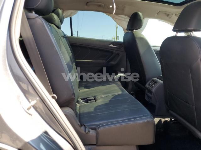 Photo 5 of 2024 VOLKSWAGEN TIGUAN SE (VIN 3VVNB7AX3RM148188)
