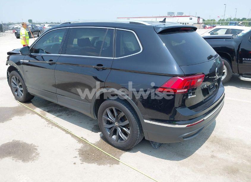 Photo 3 of 2023 Volkswagen Tiguan 2.0T SE (VIN 3VVNB7AX5PM017938)