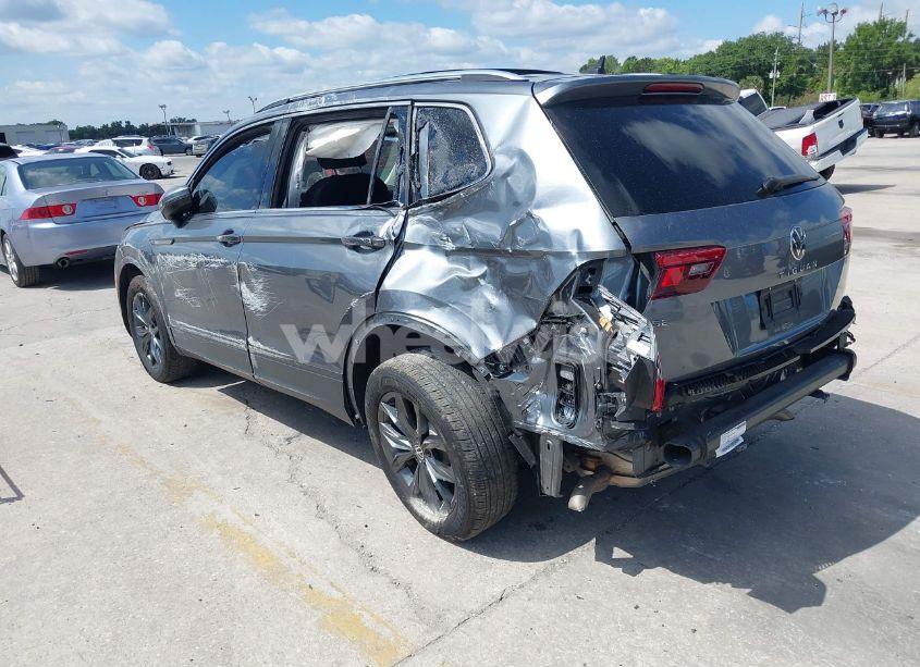 Photo 3 of 2023 Volkswagen Tiguan 2.0T SE (VIN 3VVNB7AX5PM064693)