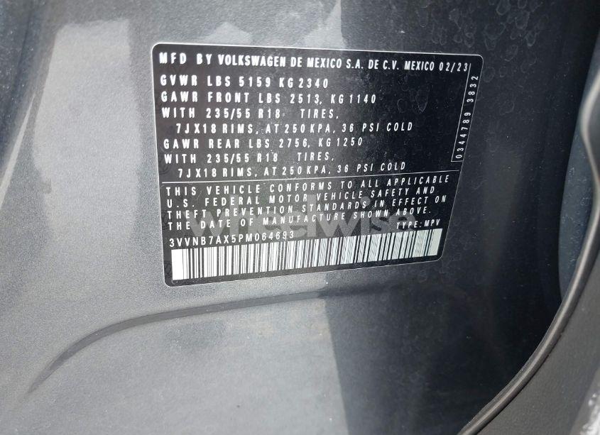 Photo 9 of 2023 Volkswagen Tiguan 2.0T SE (VIN 3VVNB7AX5PM064693)