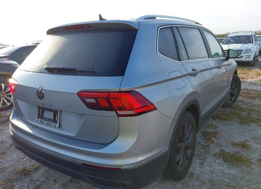 Photo 4 of 2023 Volkswagen Tiguan 2.0T SE (VIN 3VVNB7AX5PM075550)