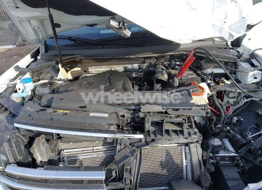 Photo 10 of 2024 Volkswagen Tiguan 2.0T SE/WOLFSBURG EDITION (VIN 3VVNB7AX6RM003078)