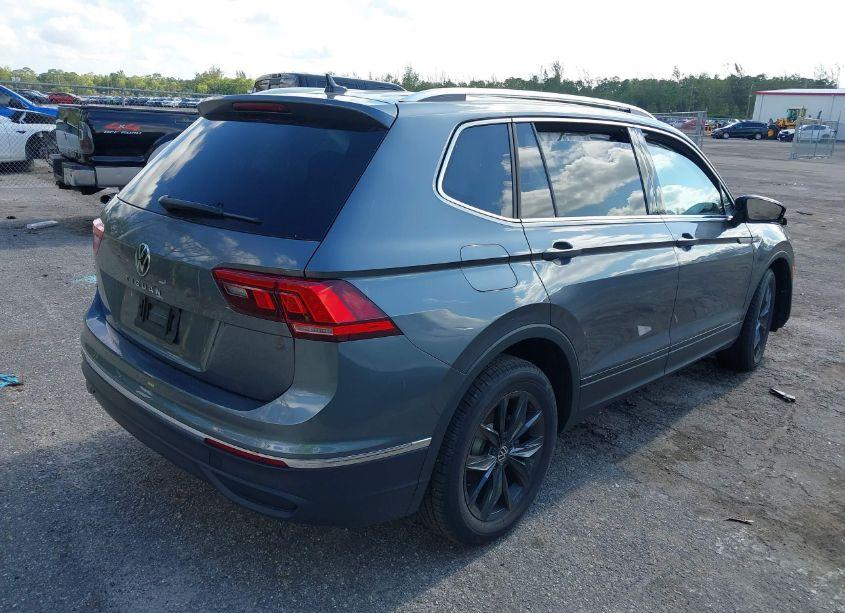 Photo 4 of 2024 Volkswagen Tiguan 2.0T SE/WOLFSBURG EDITION (VIN 3VVNB7AX6RM200588)