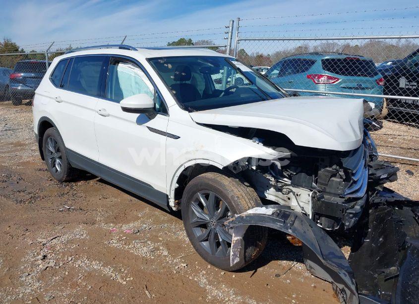 2023 Volkswagen Tiguan 2.0T SE (VIN 3VVNB7AX8PM028383) main photo