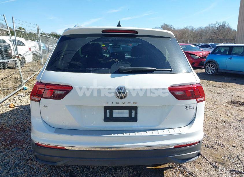 Photo 16 of 2023 Volkswagen Tiguan 2.0T SE (VIN 3VVNB7AX8PM028383)