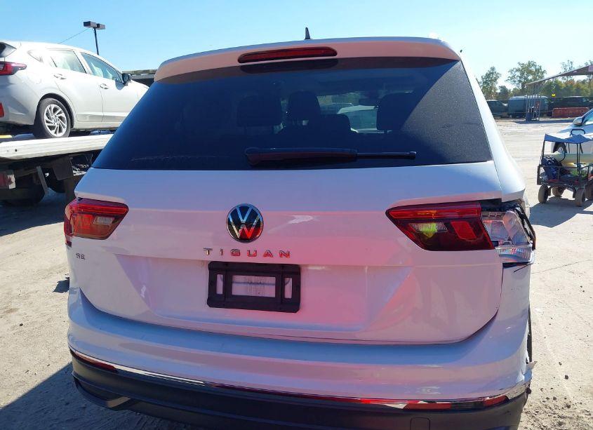Photo 16 of 2023 Volkswagen Tiguan 2.0T SE (VIN 3VVNB7AX8PM097249)