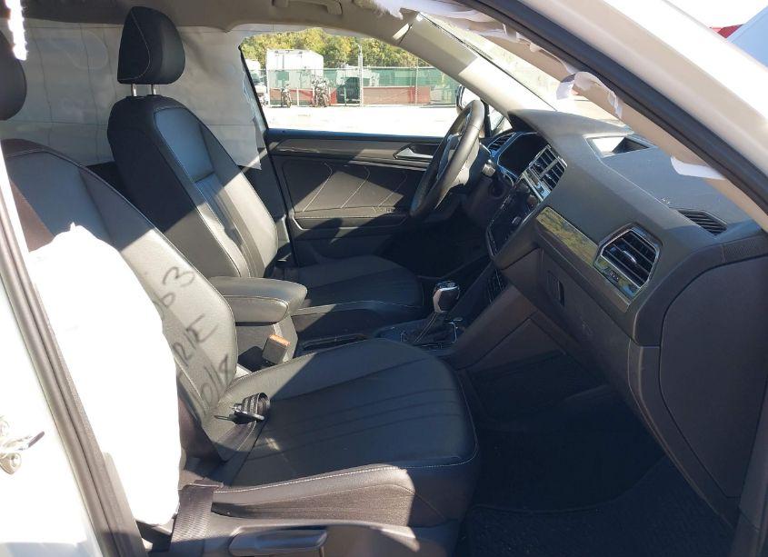 Photo 5 of 2023 Volkswagen Tiguan 2.0T SE (VIN 3VVNB7AX8PM097249)