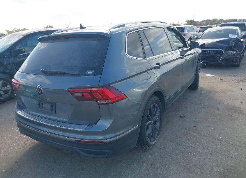 Photo 4 of 2023 Volkswagen Tiguan 2.0T SE (VIN 3VVNB7AX9PM073400)