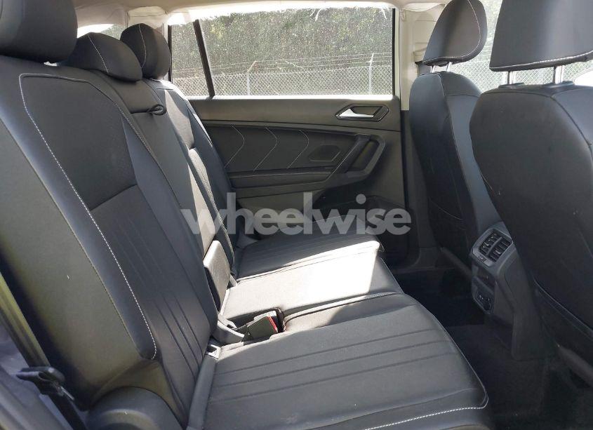 Photo 8 of 2023 Volkswagen Tiguan 2.0T SE (VIN 3VVNB7AX9PM121316)