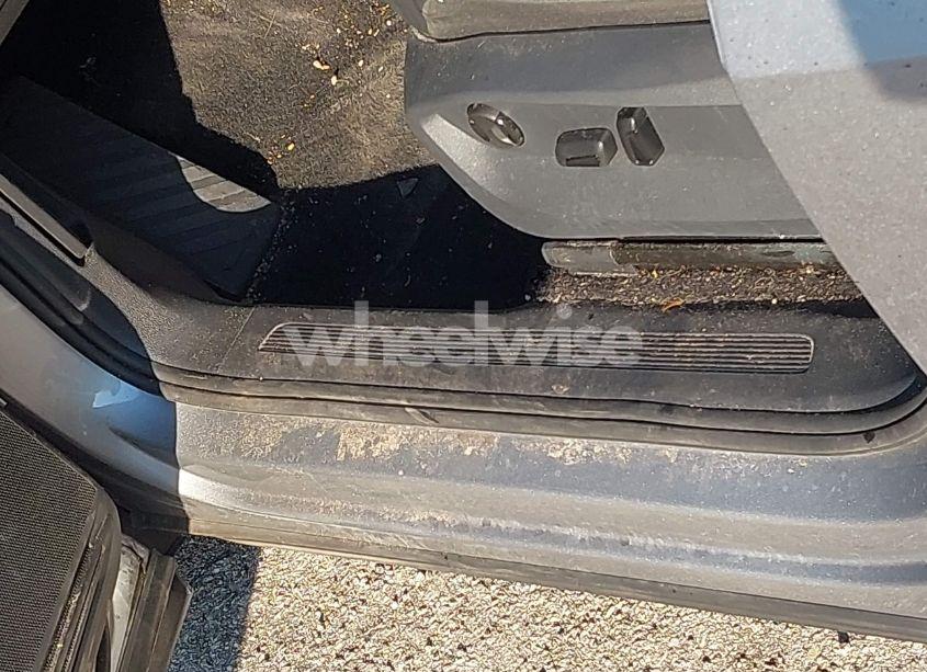 Photo 6 of 2023 Volkswagen Tiguan 2.0T SE (VIN 3VVNB7AXXPM079707)