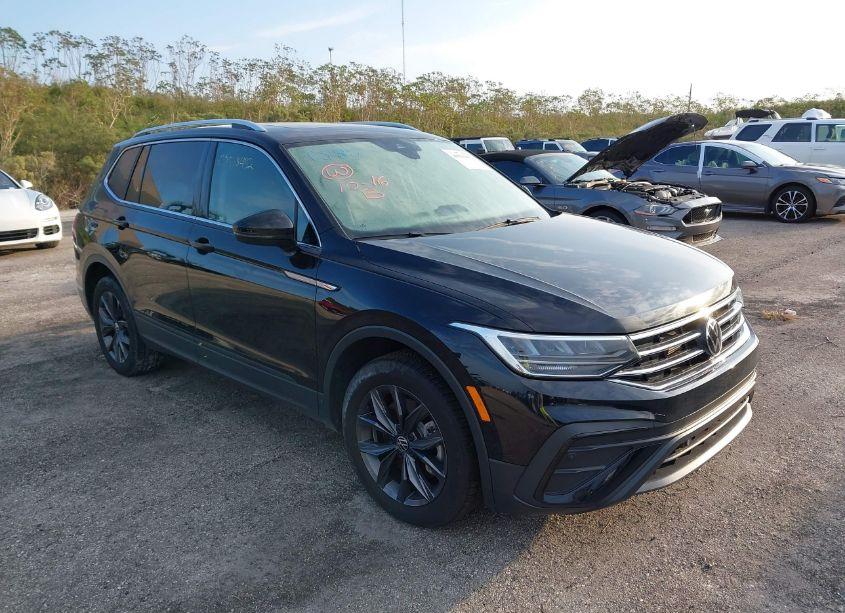 2023 Volkswagen Tiguan 2.0T SE (VIN 3VVNB7AXXPM118103) main photo