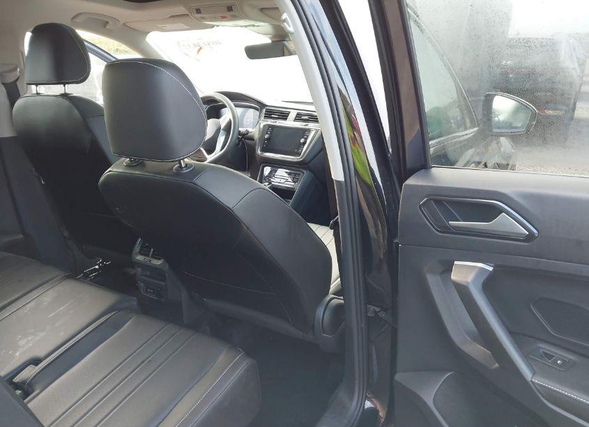 Photo 8 of 2023 Volkswagen Tiguan 2.0T SE (VIN 3VVNB7AXXPM118103)