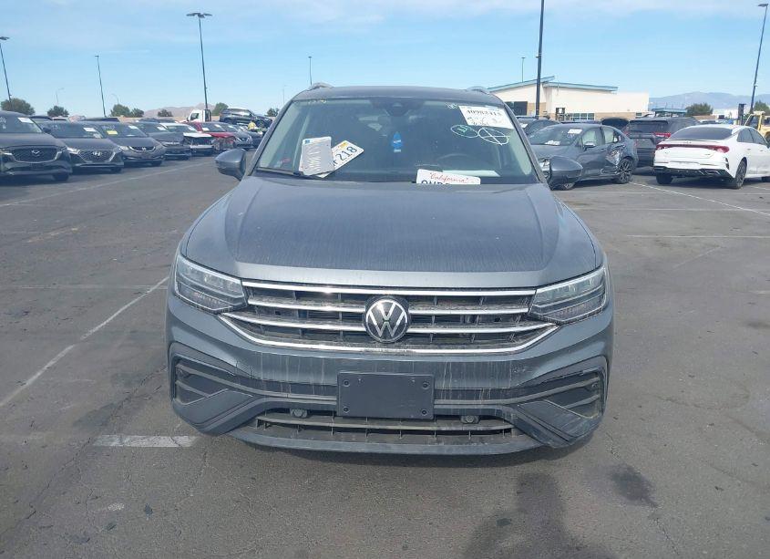 Photo 13 of 2024 Volkswagen Tiguan 2.0T SE/WOLFSBURG EDITION (VIN 3VVNB7AXXRM121134)