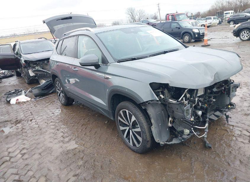 2023 Volkswagen Taos 1.5T SE (VIN 3VVNX7B21PM307386) main photo