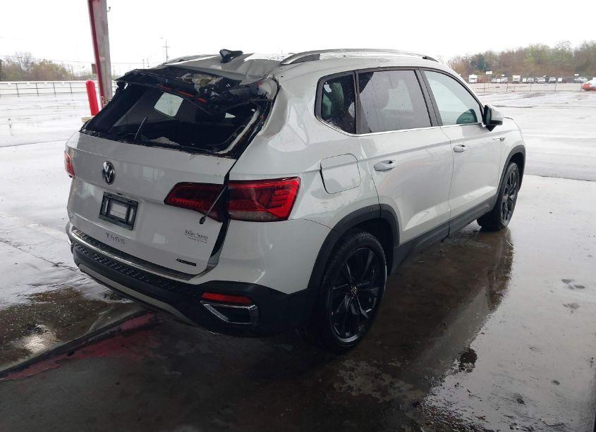 Photo 4 of 2023 Volkswagen Taos 1.5T SE (VIN 3VVNX7B22PM315903)