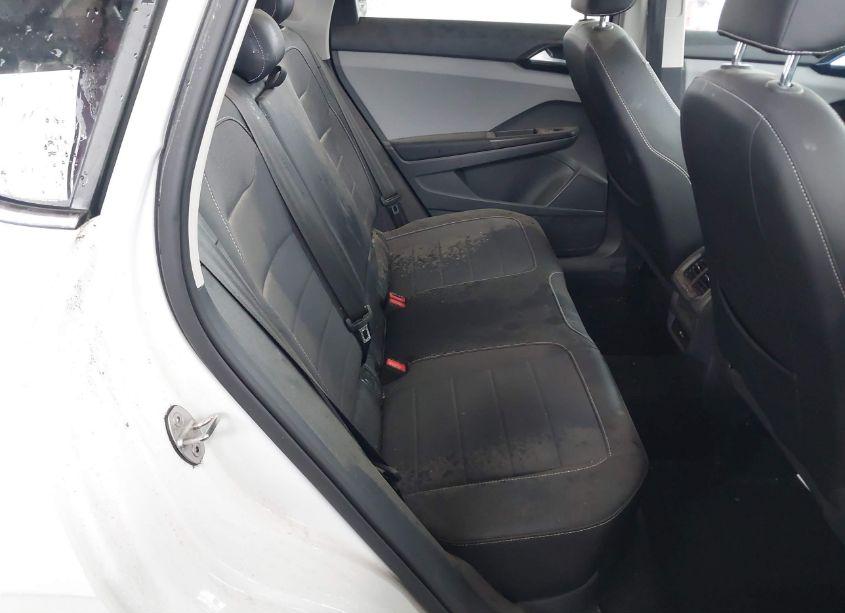 Photo 8 of 2023 Volkswagen Taos 1.5T SE (VIN 3VVNX7B22PM315903)