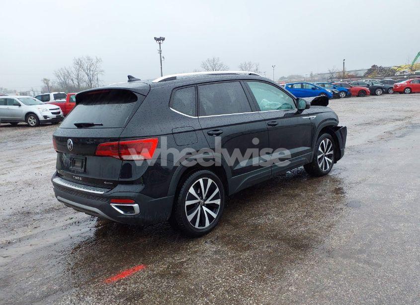 Photo 4 of 2023 Volkswagen Taos 1.5T SE (VIN 3VVNX7B22PM336007)