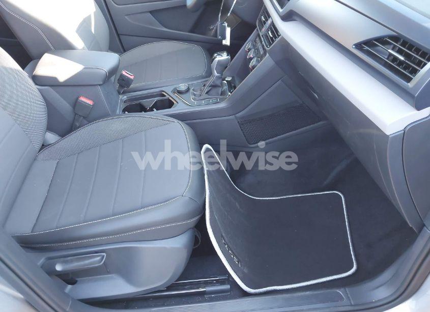 Photo 5 of 2023 Volkswagen Taos 1.5T SE (VIN 3VVNX7B27PM302175)