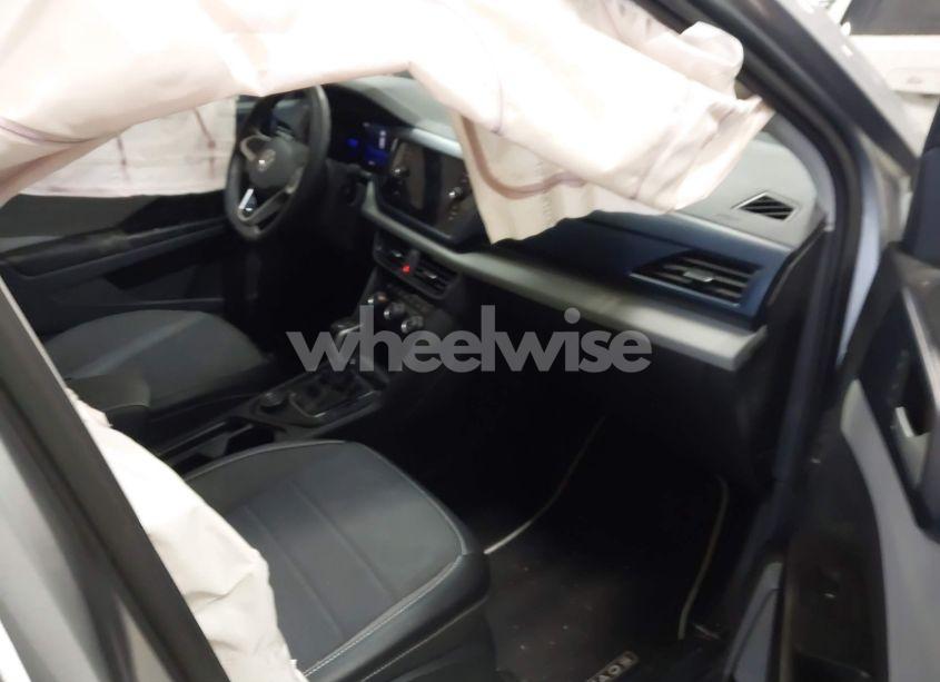 Photo 5 of 2023 Volkswagen Taos 1.5T SE (VIN 3VVNX7B28PM316991)