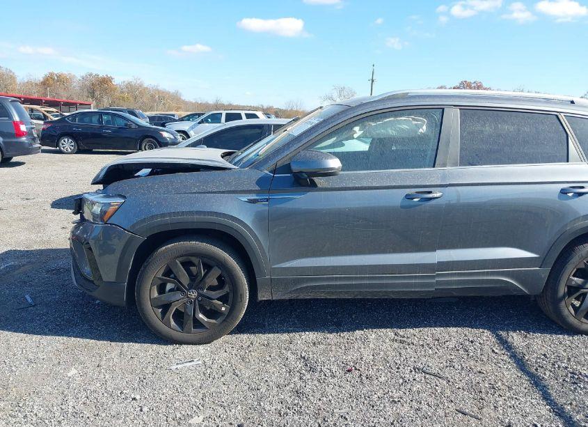 Photo 14 of 2023 Volkswagen Taos 1.5T SE (VIN 3VVNX7B29PM304994)