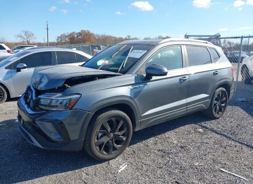 Photo 6 of 2023 Volkswagen Taos 1.5T SE (VIN 3VVNX7B29PM304994)