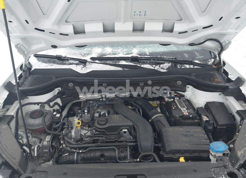 Photo 10 of 2022 Volkswagen Taos 1.5T SE (VIN 3VVPX7B21NM055175)