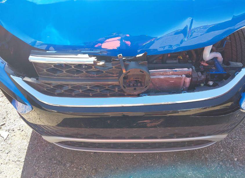 Photo 6 of 2022 Volkswagen Taos 1.5T SE (VIN 3VVPX7B23NM078599)