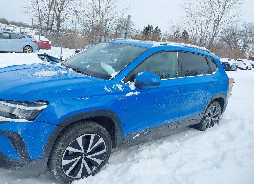 Photo 14 of 2022 Volkswagen Taos 1.5T SE (VIN 3VVPX7B25NM017531)