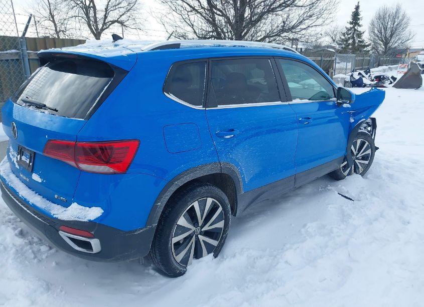 Photo 4 of 2022 Volkswagen Taos 1.5T SE (VIN 3VVPX7B25NM017531)