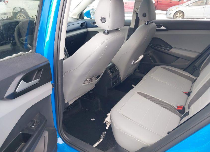 Photo 8 of 2022 Volkswagen Taos 1.5T SE (VIN 3VVPX7B25NM017531)