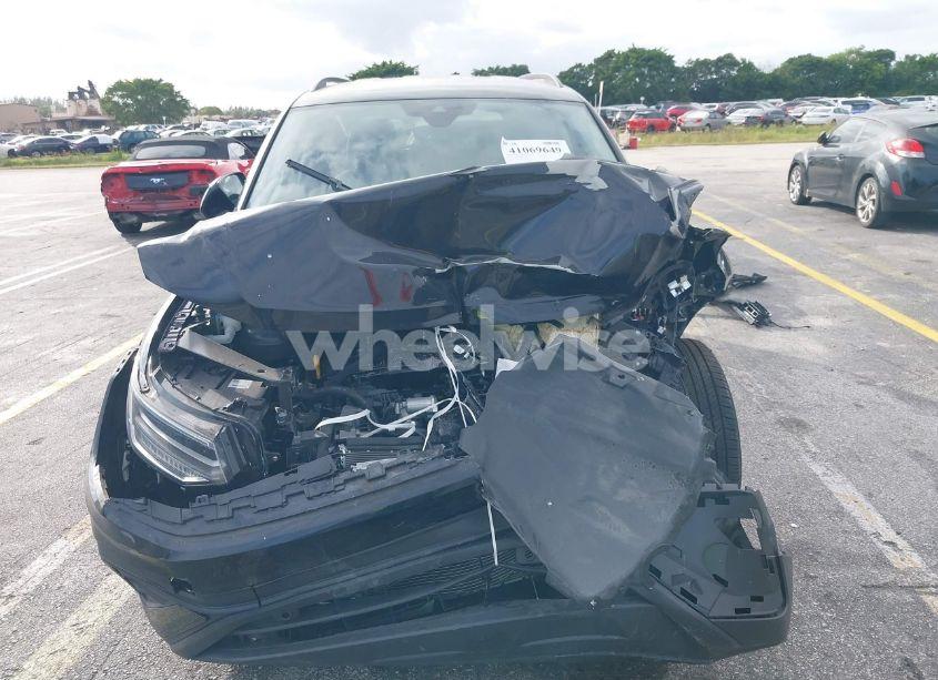 Photo 13 of 2024 Volkswagen Tiguan 2.0T S (VIN 3VVRB7AX2RM059746)