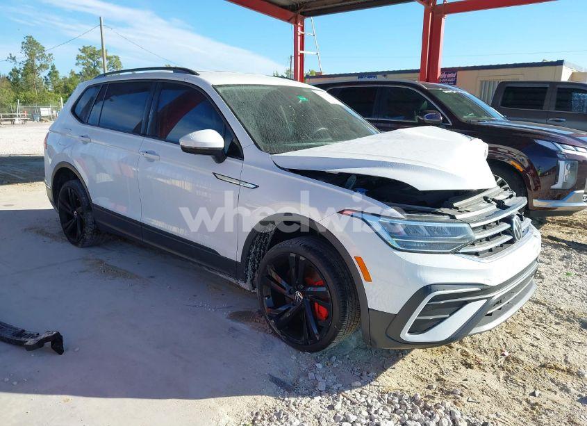 2023 Volkswagen Tiguan 2.0T S (VIN 3VVRB7AX3PM109017) main photo