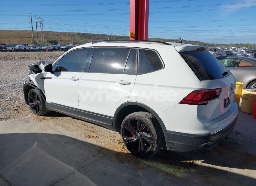Photo 15 of 2023 Volkswagen Tiguan 2.0T S (VIN 3VVRB7AX3PM109017)