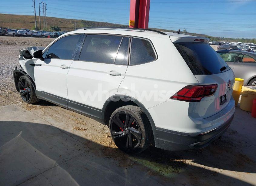Photo 3 of 2023 Volkswagen Tiguan 2.0T S (VIN 3VVRB7AX3PM109017)