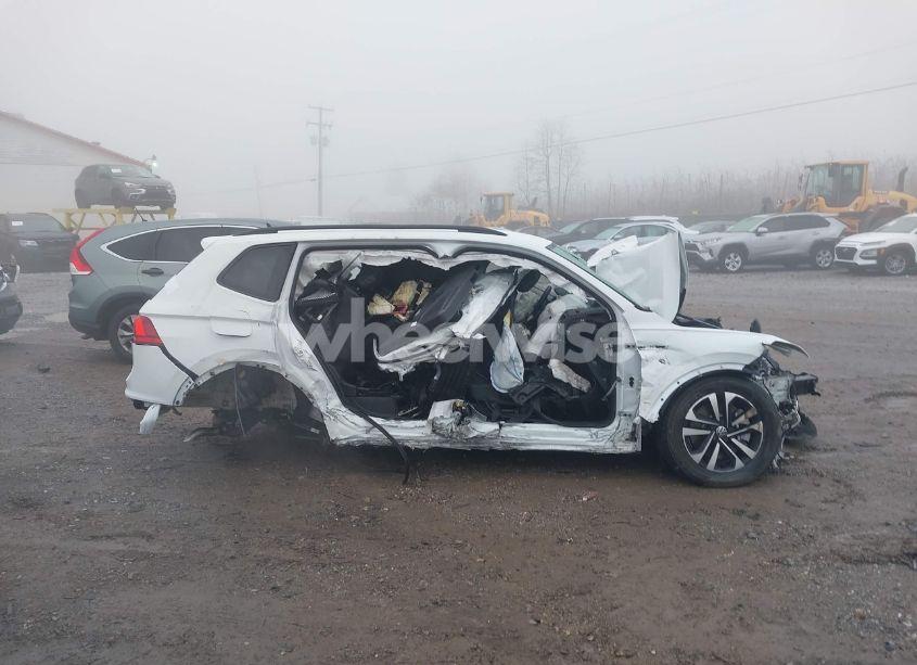 Photo 12 of 2024 Volkswagen Tiguan 2.0T S (VIN 3VVRB7AX3RM080265)