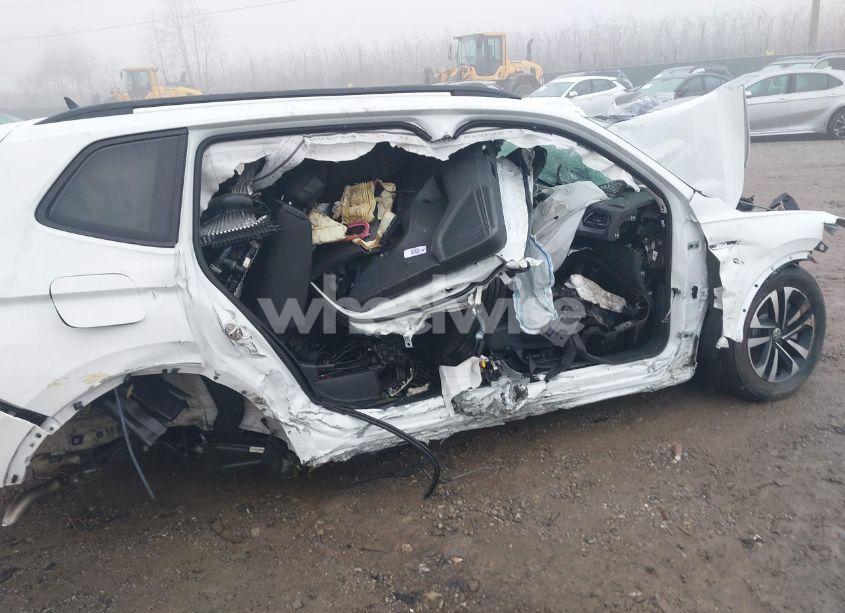 Photo 8 of 2024 Volkswagen Tiguan 2.0T S (VIN 3VVRB7AX3RM080265)