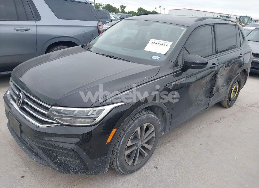 Photo 2 of 2023 Volkswagen Tiguan 2.0T S (VIN 3VVRB7AX4PM046851)