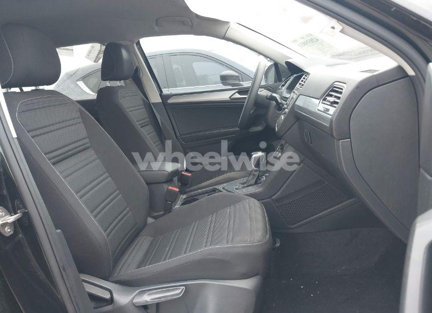 Photo 5 of 2023 Volkswagen Tiguan 2.0T S (VIN 3VVRB7AX4PM046851)