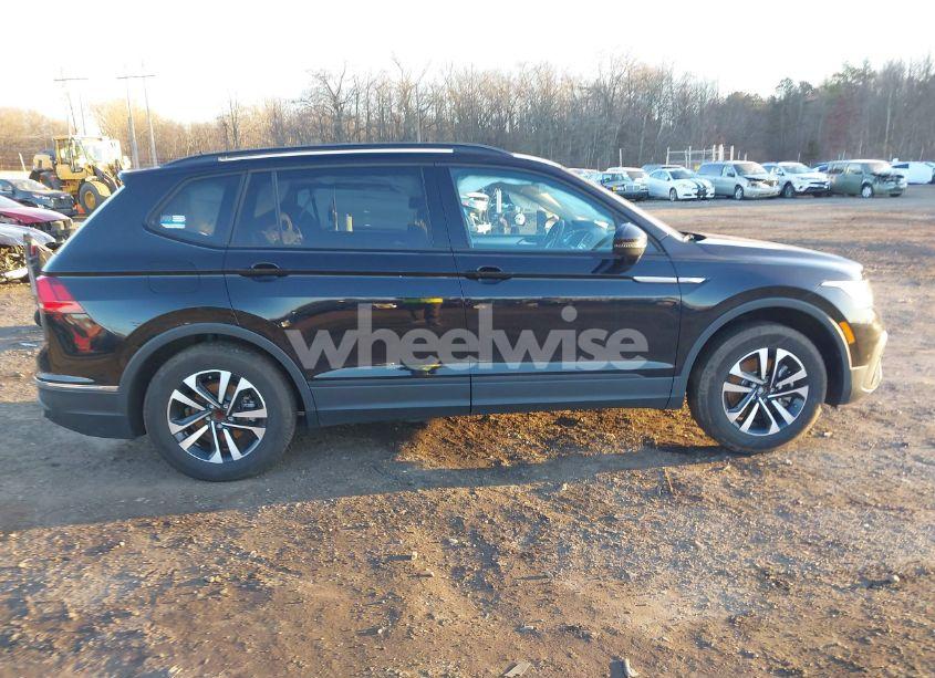 Photo 13 of 2024 Volkswagen Tiguan 2.0T S (VIN 3VVRB7AX4RM077794)