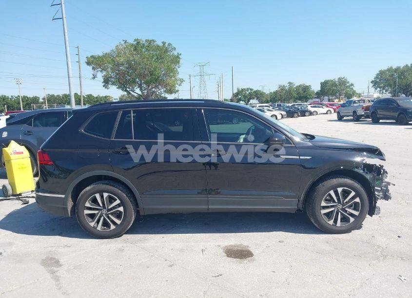 Photo 14 of 2024 Volkswagen Tiguan 2.0T S (VIN 3VVRB7AX4RM226494)
