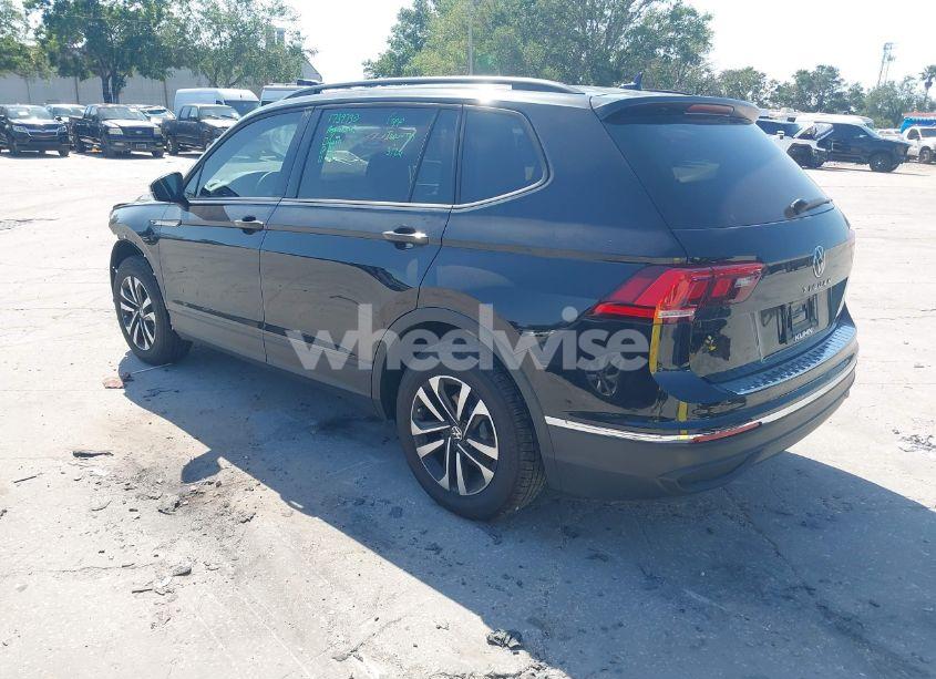 Photo 3 of 2024 Volkswagen Tiguan 2.0T S (VIN 3VVRB7AX4RM226494)